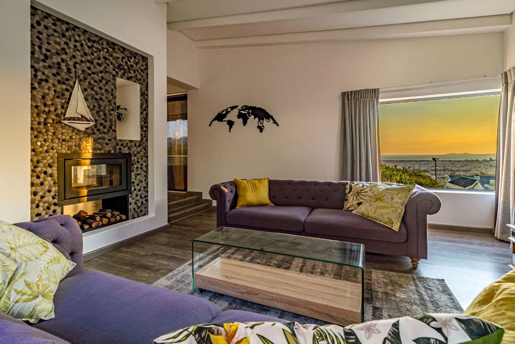 Property photo 2 of 44 Sw1734556