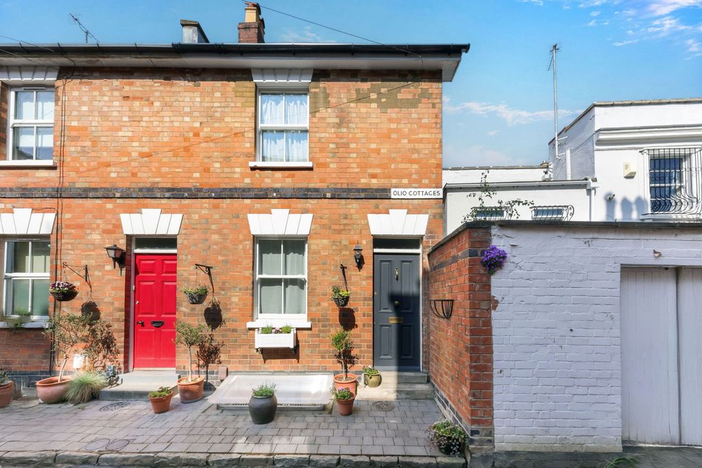 Property photo 1 of 19