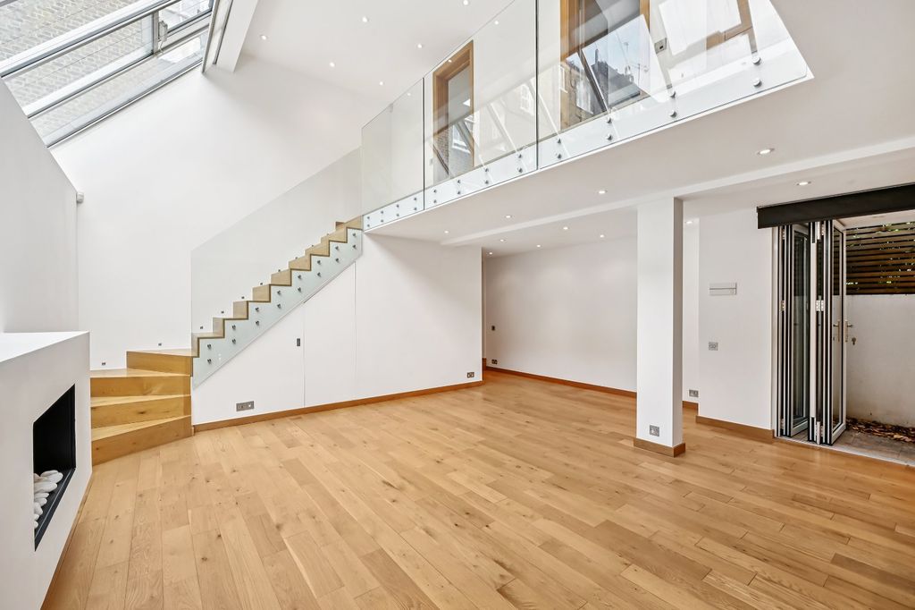 Property photo 3 of 14 Picture No. 08