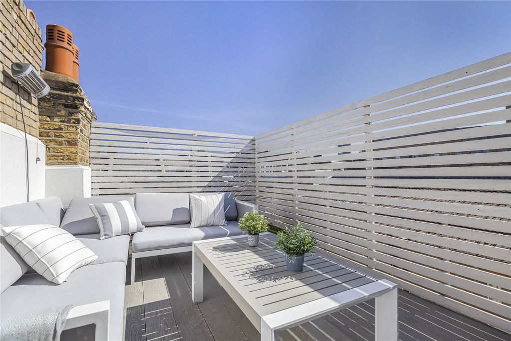 Property photo 1 of 17 Picture No. 80