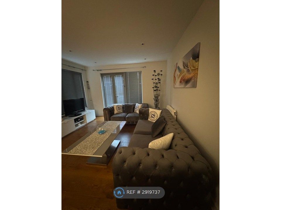 Property photo 2 of 5