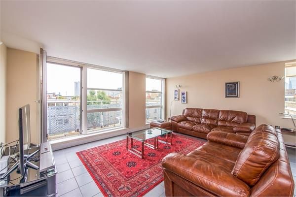 Property photo 3 of 9