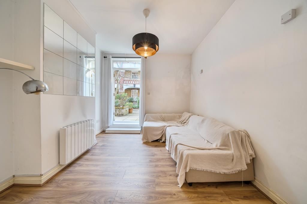 Property photo 1 of 20 Reception Room