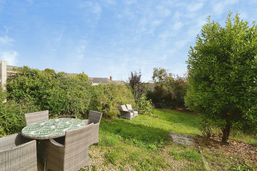 Property photo 2 of 22 Pbox-Img.Jpg