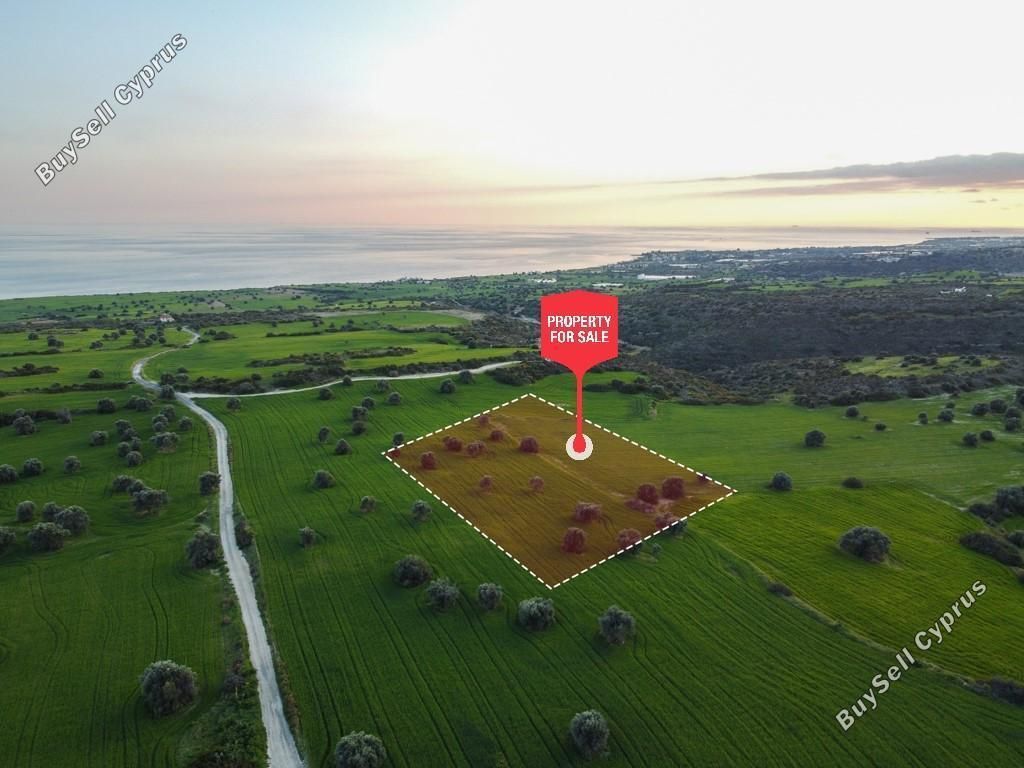 Property photo 1 of 9