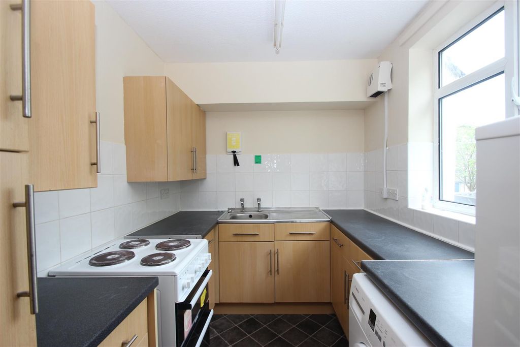 Property photo 2 of 11 Img_6058.Jpg