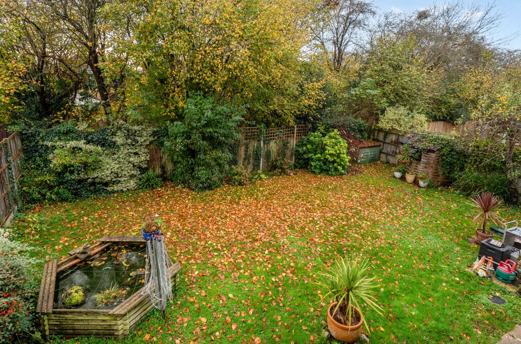 Property photo 2 of 27 1381045-2-69175E2...