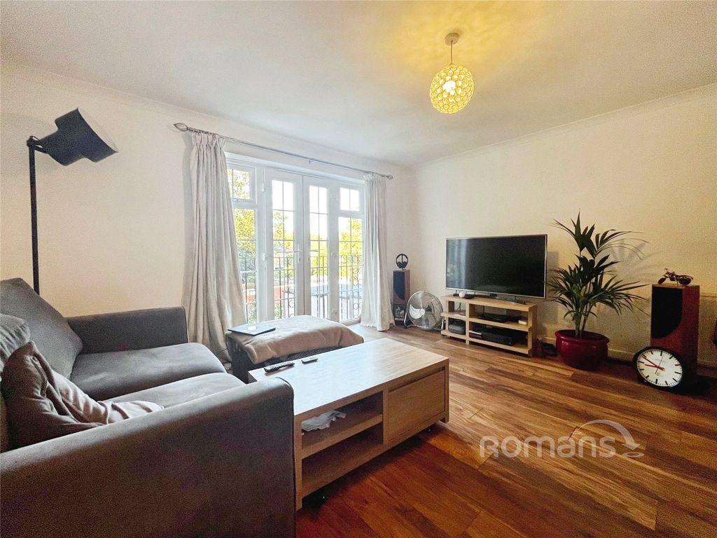 Property photo 2 of 9 Picture No. 06