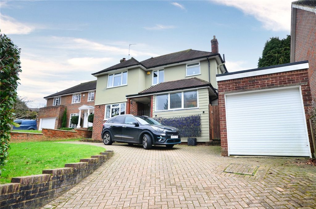 Property photo 1 of 33 Front