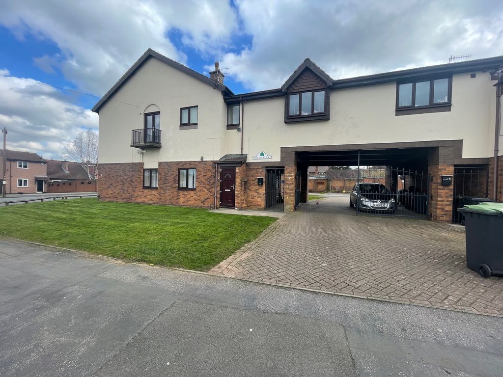 Property photo 1 of 8 Front