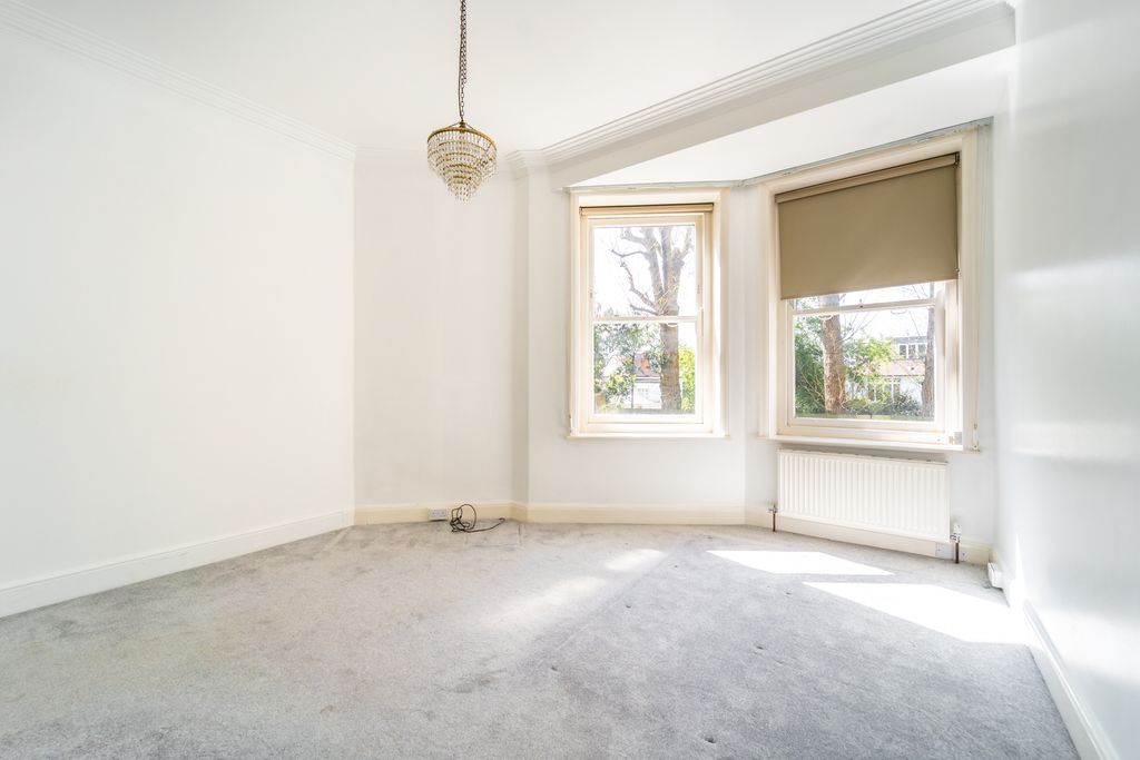 Property photo 2 of 16 Mba09576