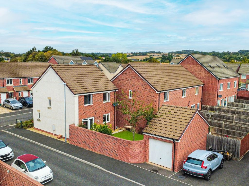 Property photo 2 of 25 5418225