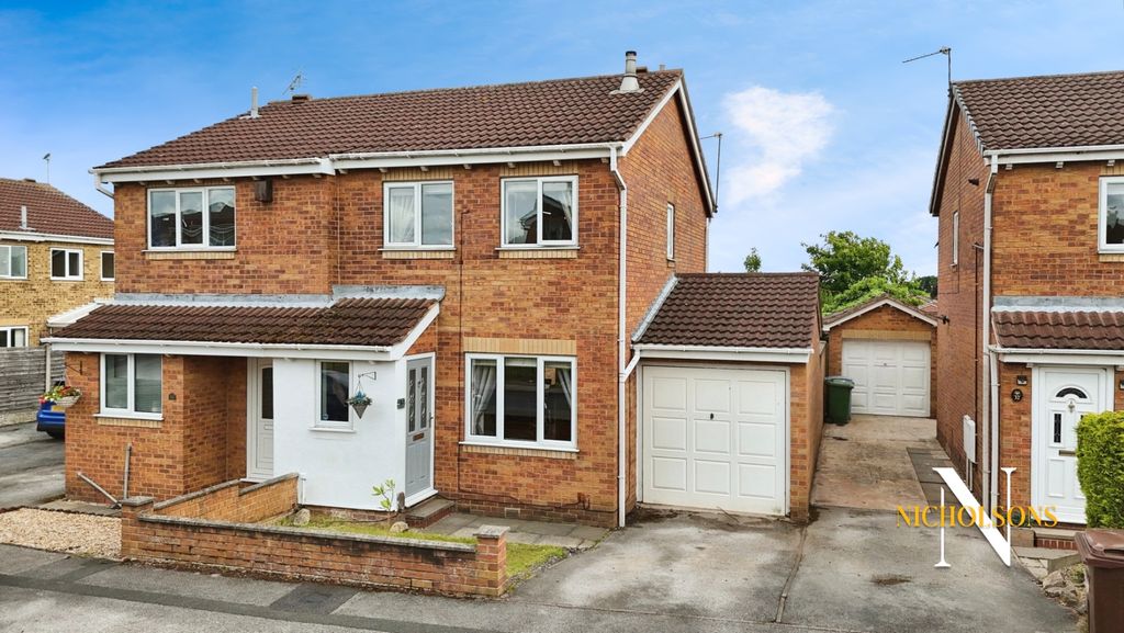 Property photo 1 of 18 4221910