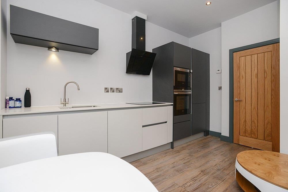 Property photo 2 of 9 10 Ps 1.Jpg