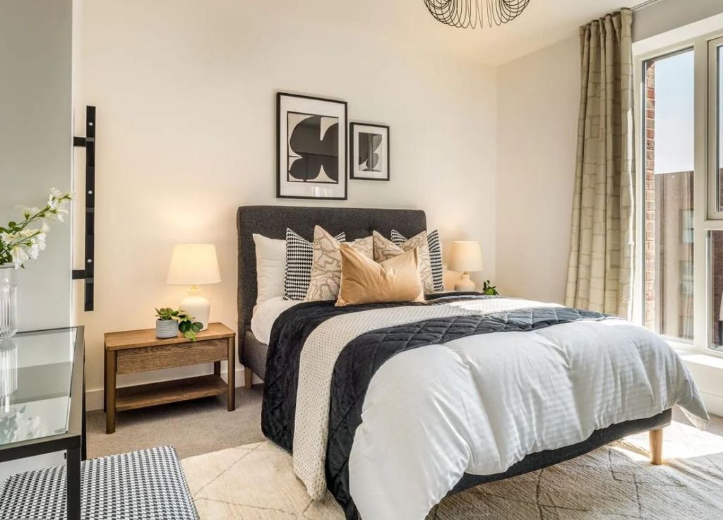 Property photo 2 of 5