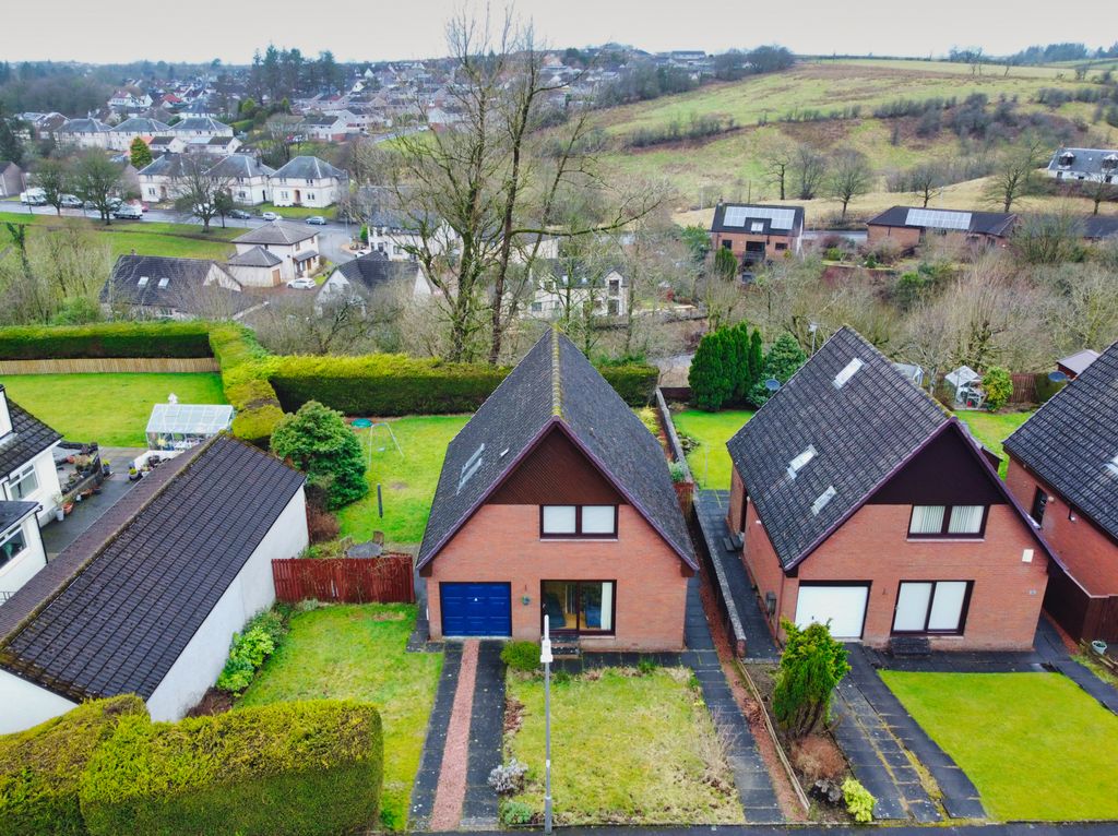 Property photo 1 of 17 3 Bedroom Detached Villa