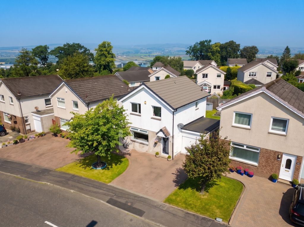 Property photo 1 of 24 Morrishill Drive, Beith External