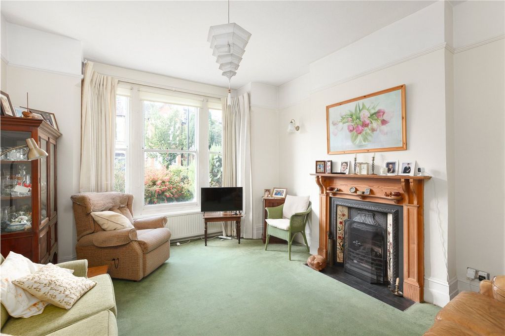 Property photo 2 of 16 Picture No. 23