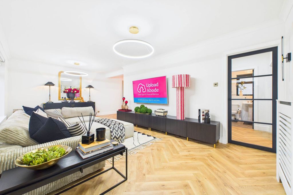 Property photo 2 of 25