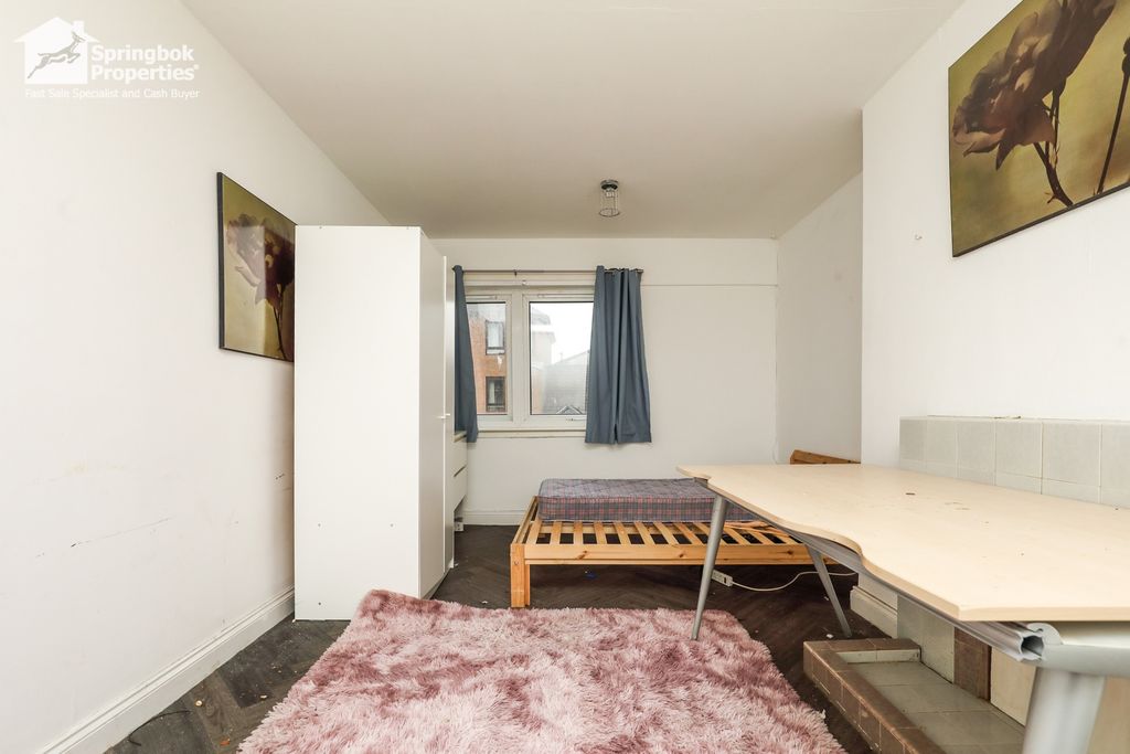 Property photo 2 of 11 Image 2