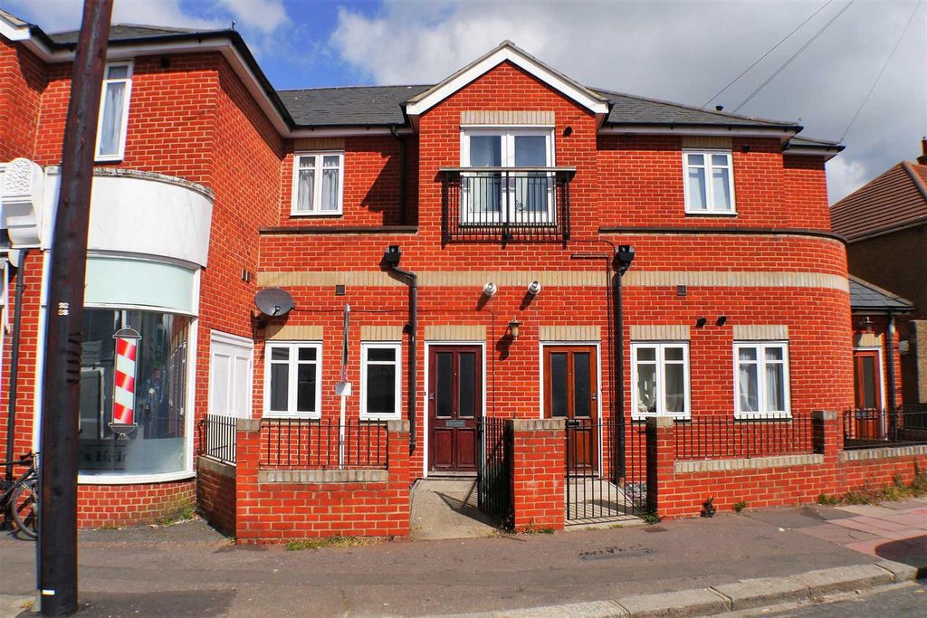 Property photo 1 of 5