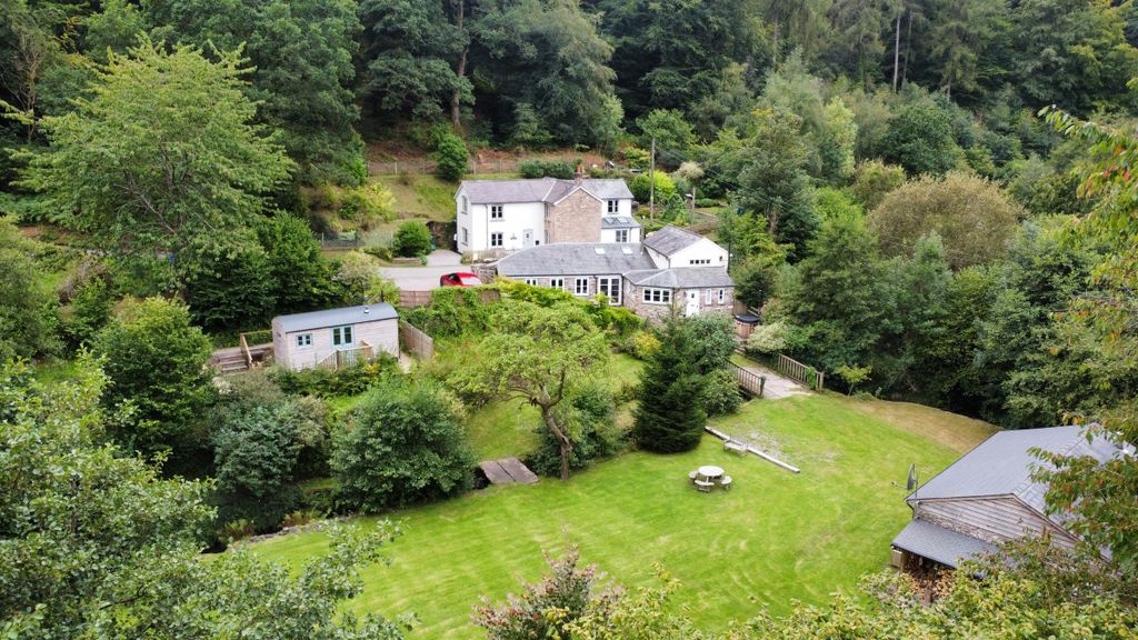 Property photo 1 of 47