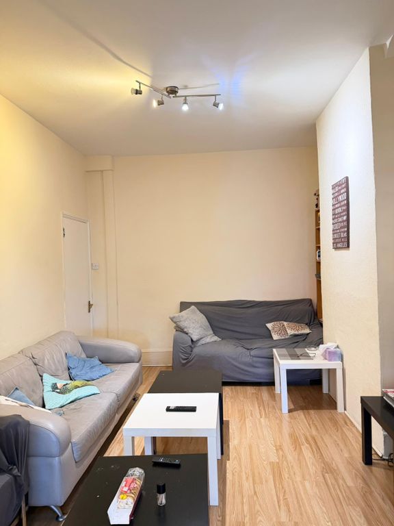 Property photo 2 of 4