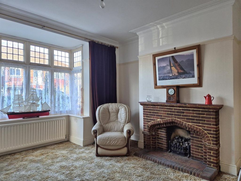 Property photo 2 of 13 20260313_160052_Resized.Jpg