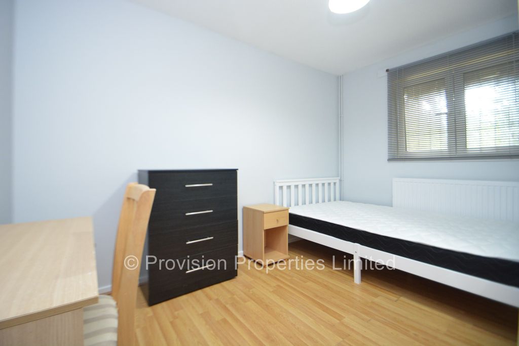 Property photo 2 of 20 Photo