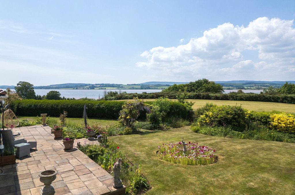 Property photo 3 of 13 Estuary Views