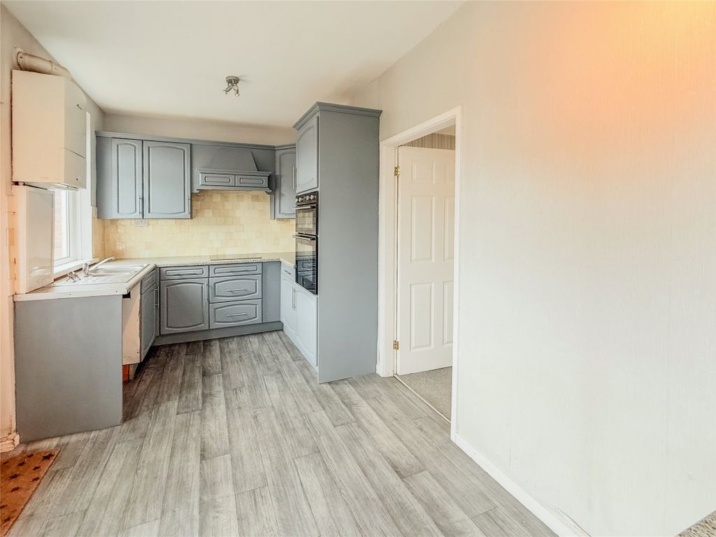 Property photo 2 of 13 Dining Kitchen