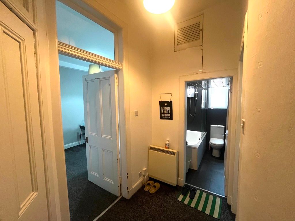 Property photo 2 of 8 Photo 2