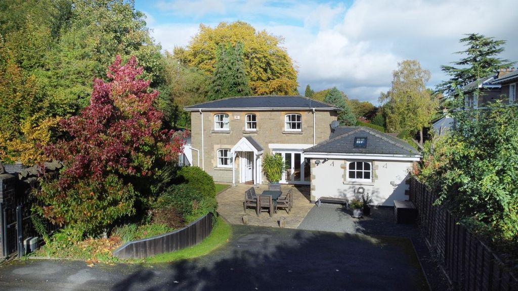 Property photo 1 of 9