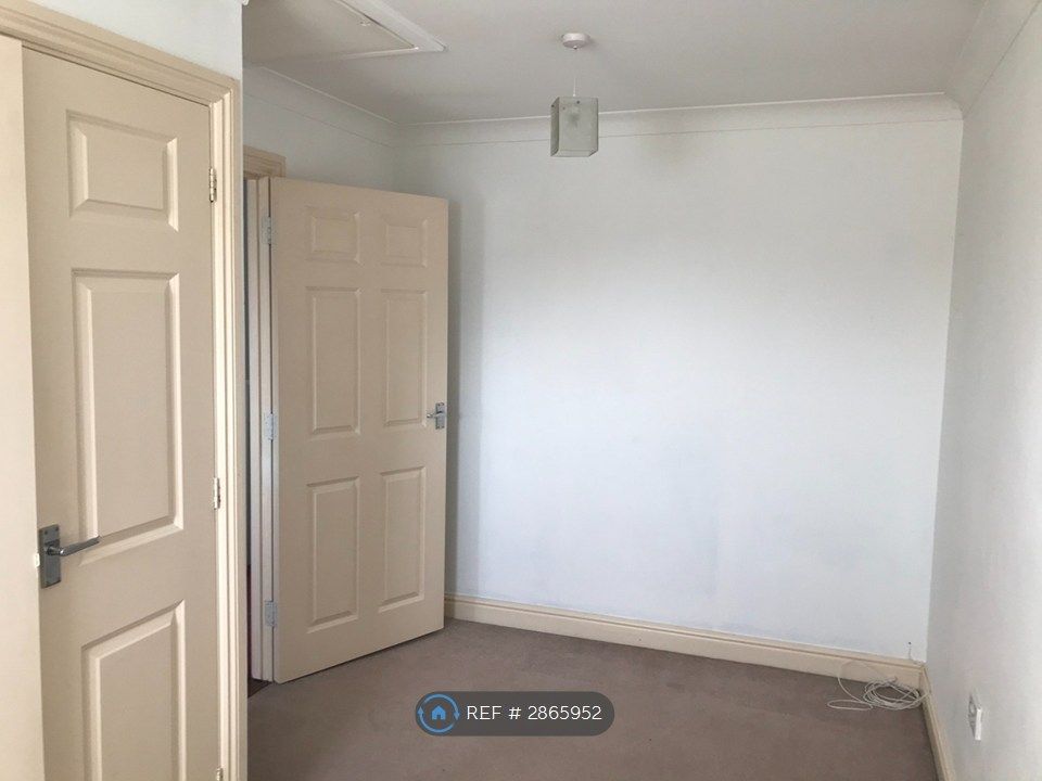 Property photo 3 of 18 2nd Bedroom
