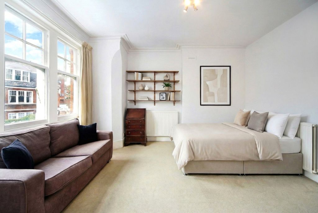 Property photo 3 of 5 Picture No. 12