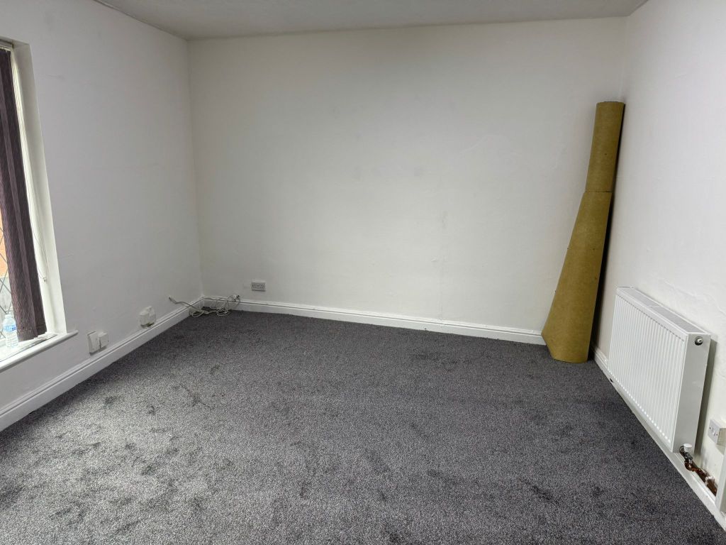 Property photo 2 of 8 Living Room