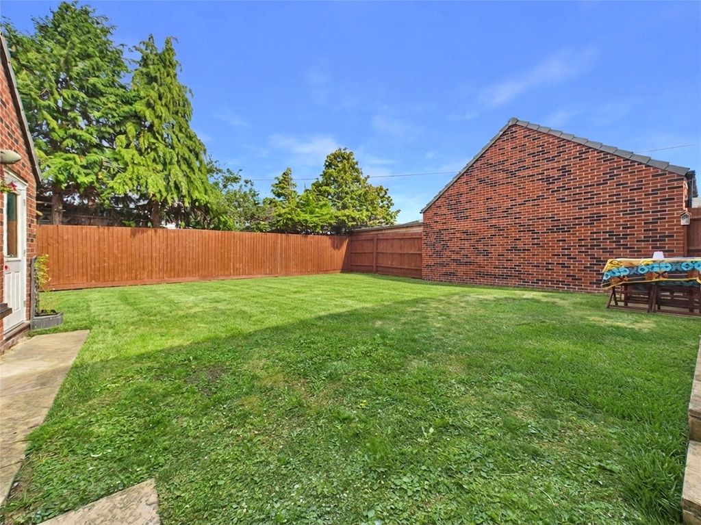 Property photo 3 of 18 Picture No. 08