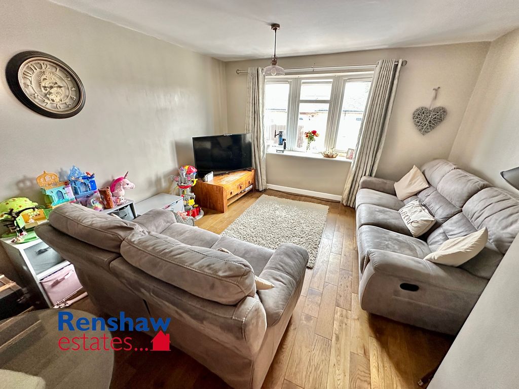 Property photo 3 of 10 L1