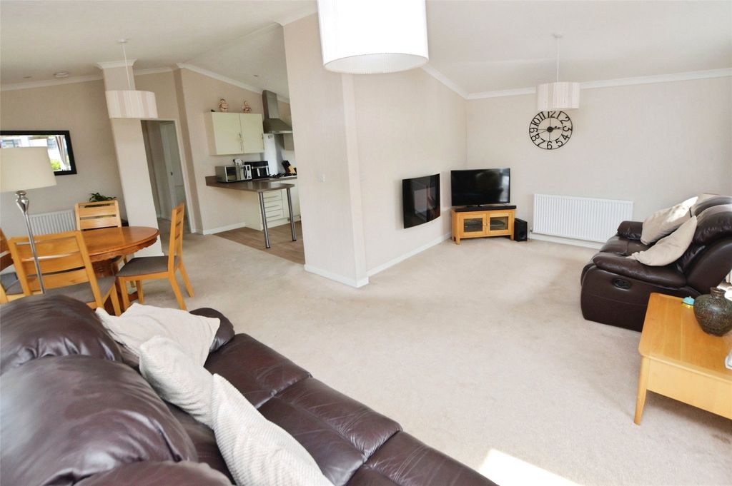 Property photo 3 of 11 Picture No. 07