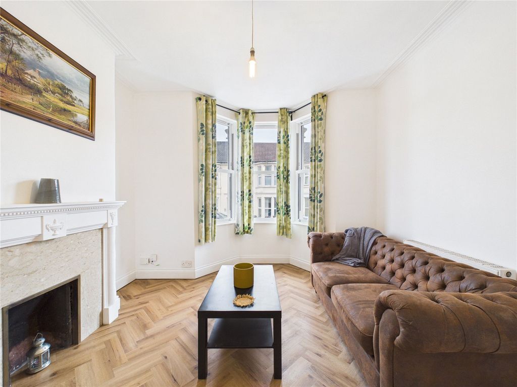 Property photo 1 of 23 Picture No. 02