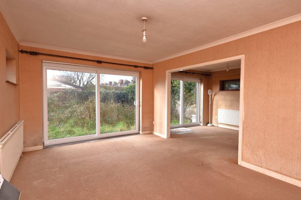 Property photo 3 of 22 Picture No. 18