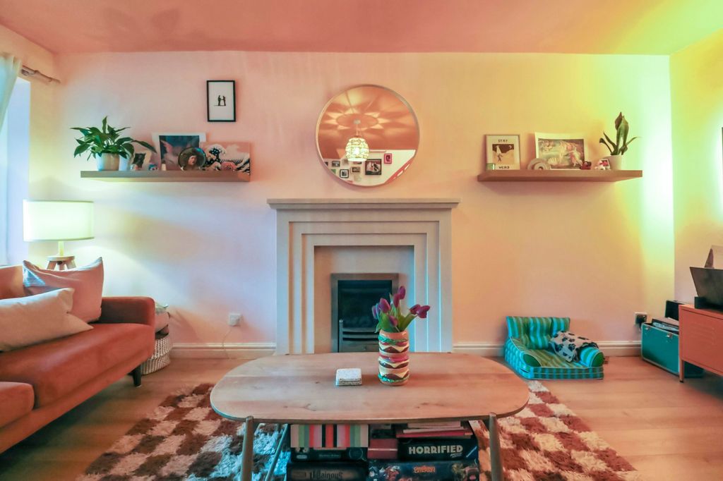 Property photo 3 of 32