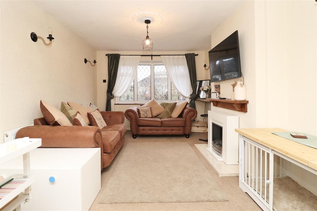 Property photo 3 of 13 Image00007.Jpeg