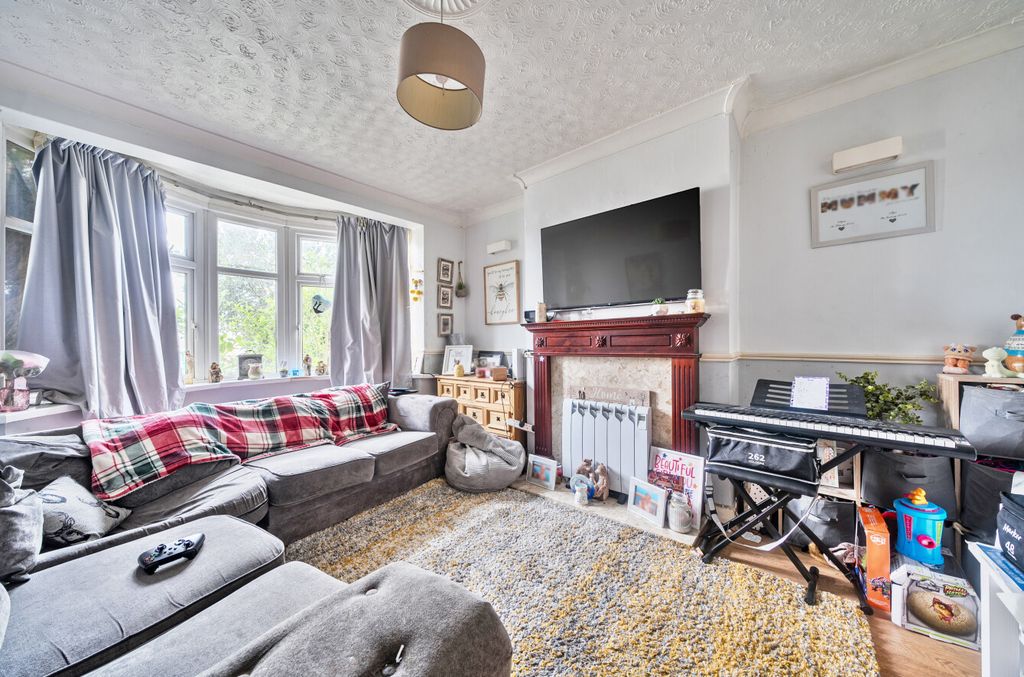 Property photo 3 of 14 1422557-19-69B292...