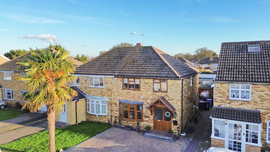 Property photo 1 of 15 4699132