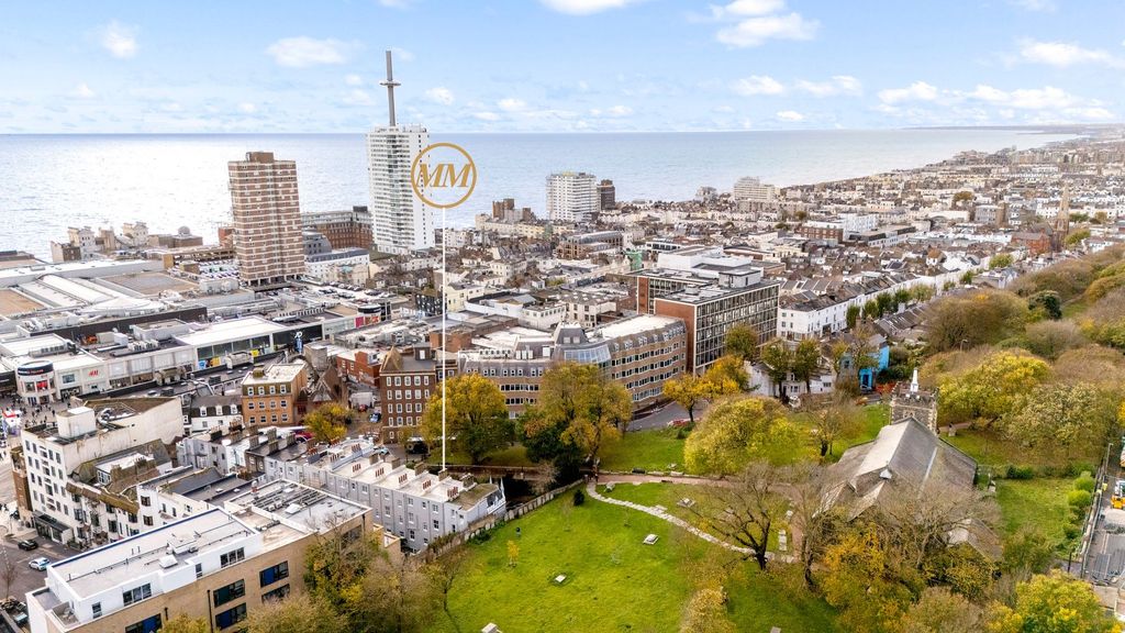 Property photo 3 of 30