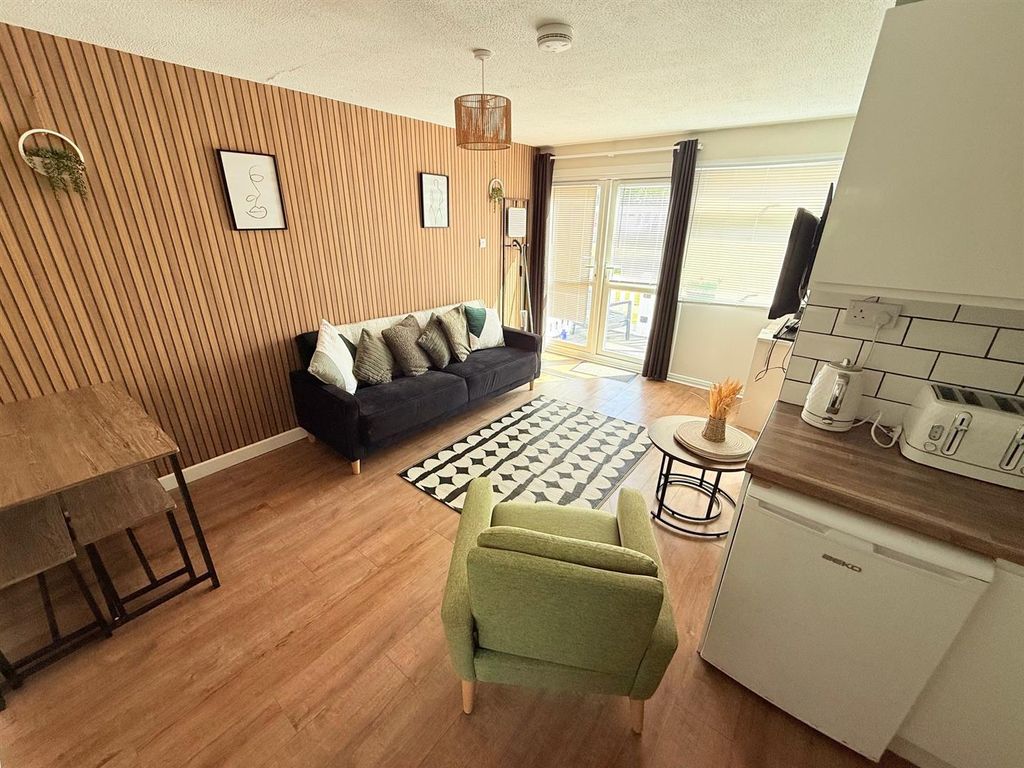 Property photo 2 of 9 Open Plan Living Room/Dining Area