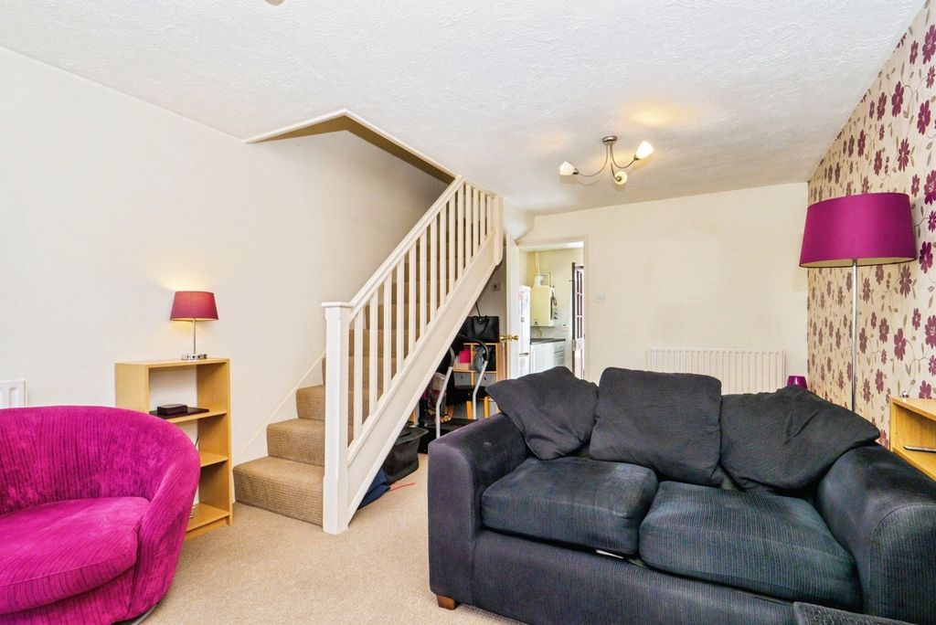 Property photo 2 of 14 Picture No. 16