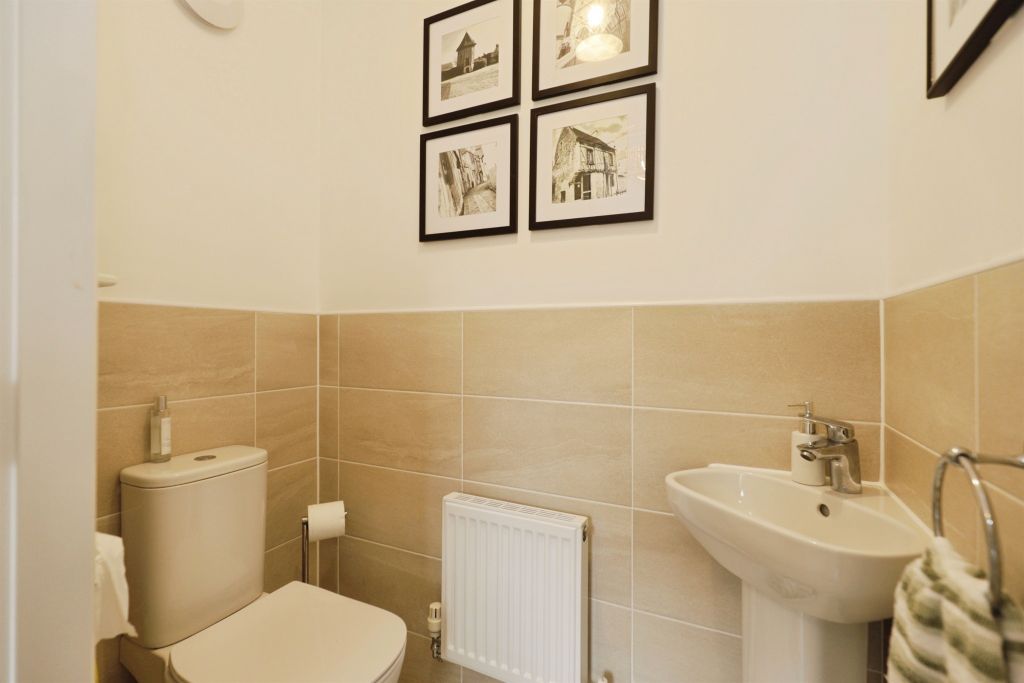 Property photo 3 of 27