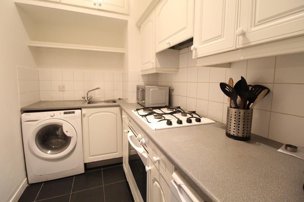 Property photo 3 of 4 Kitchen